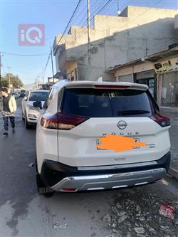 نیسان رۆگ